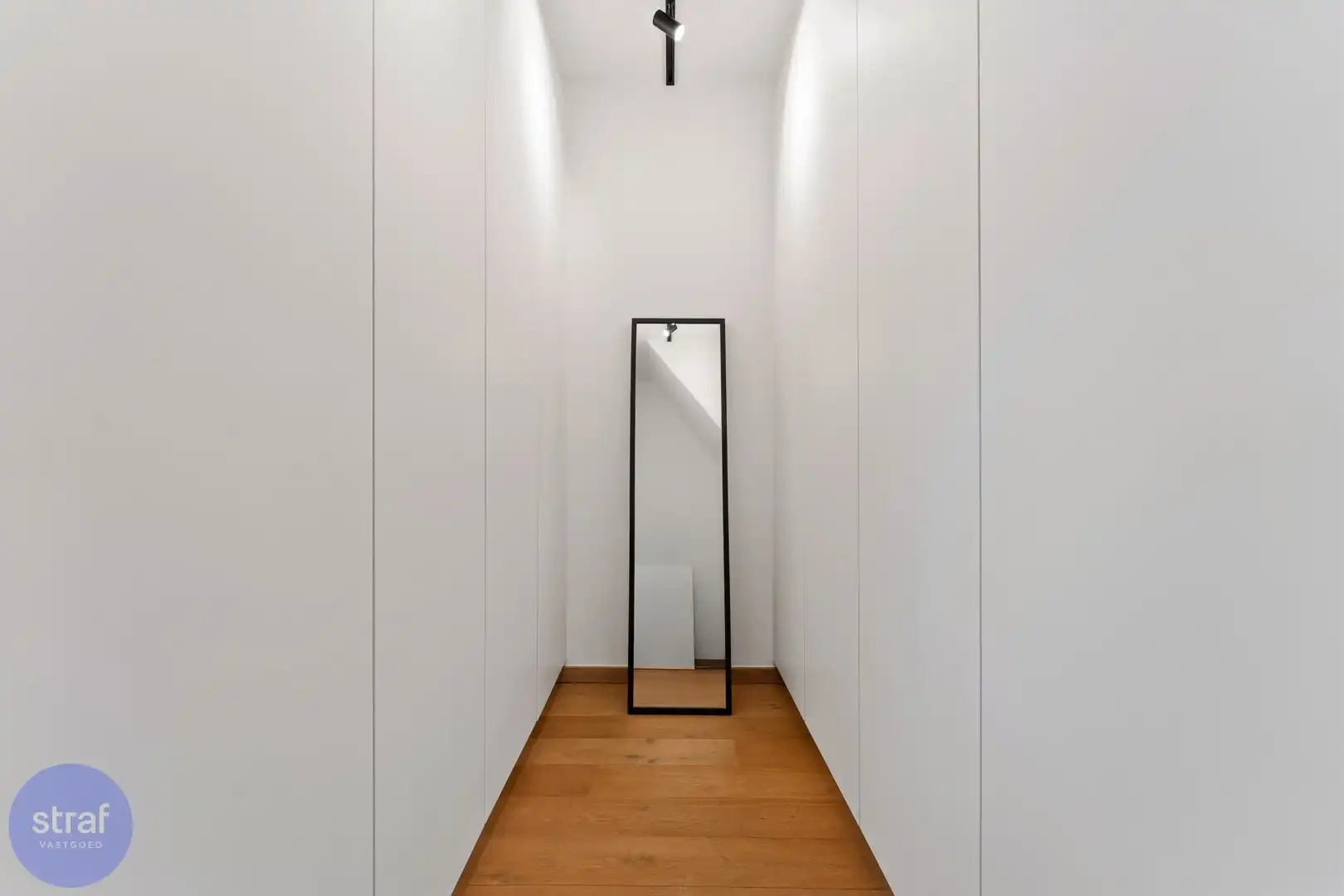 Vrijstaande villa (234 ㎡) op Linkeroever die alle hoofden doet draaien foto 14