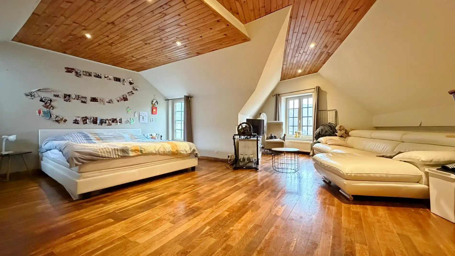 Unieke kans: Instapklaar restaurant met woonst in hartje Watou foto 12