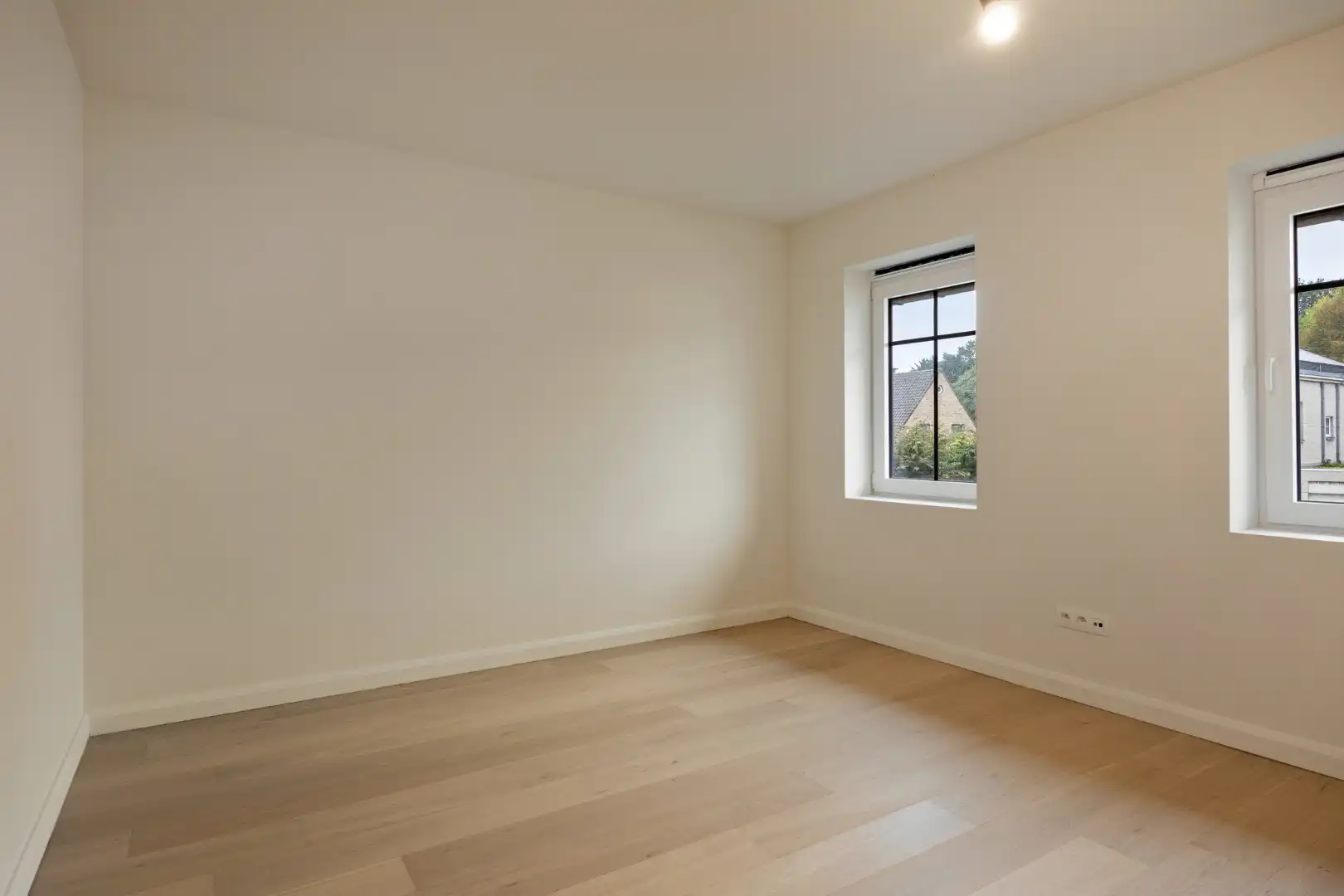 Kwalitatief afgewerkte en ruime nieuwbouw (HOB) met 3 ruime slpks op 412 m² te Olen ! foto 18