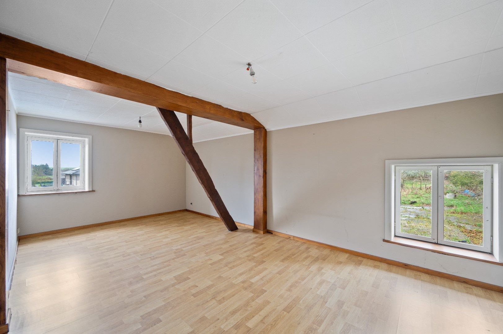 Ruime open bebouwing met 4 slaapkamers, tuin en veel ruimte in Waanrode foto 20