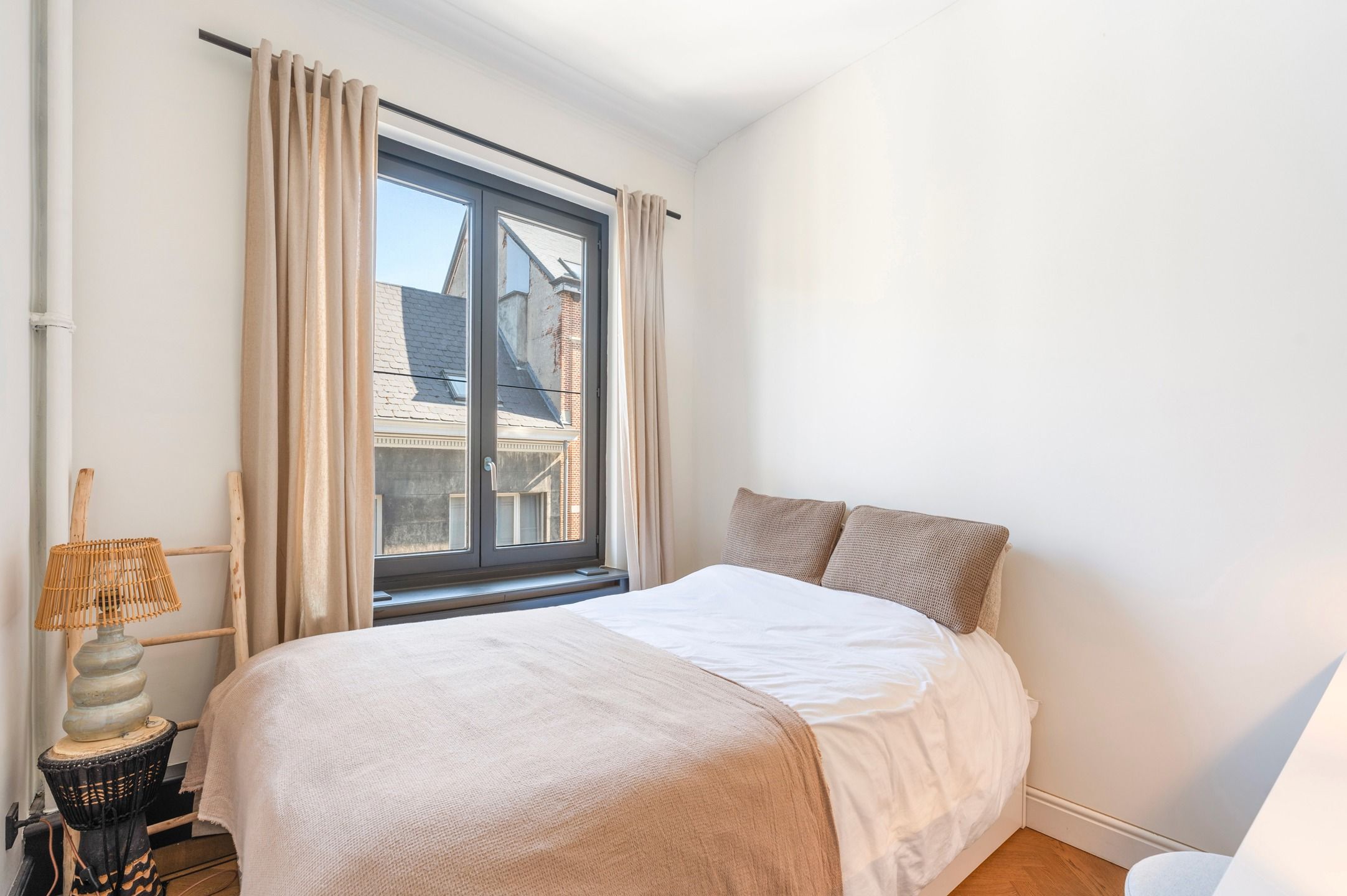 ANTWERPEN - Karaktervol appartement met 4 slpk en zuidterras foto 16