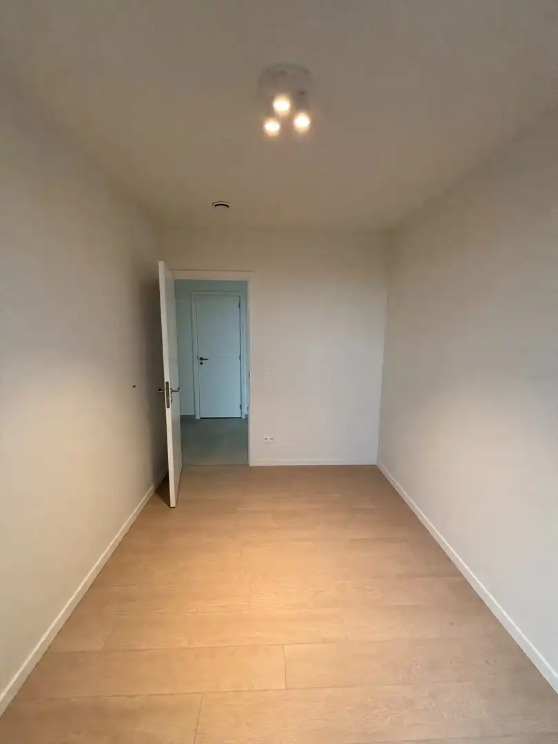 Exclusief wonen op de top: Duurzaam 3-slaapkamer Penthouse met terras van 53m² foto 30