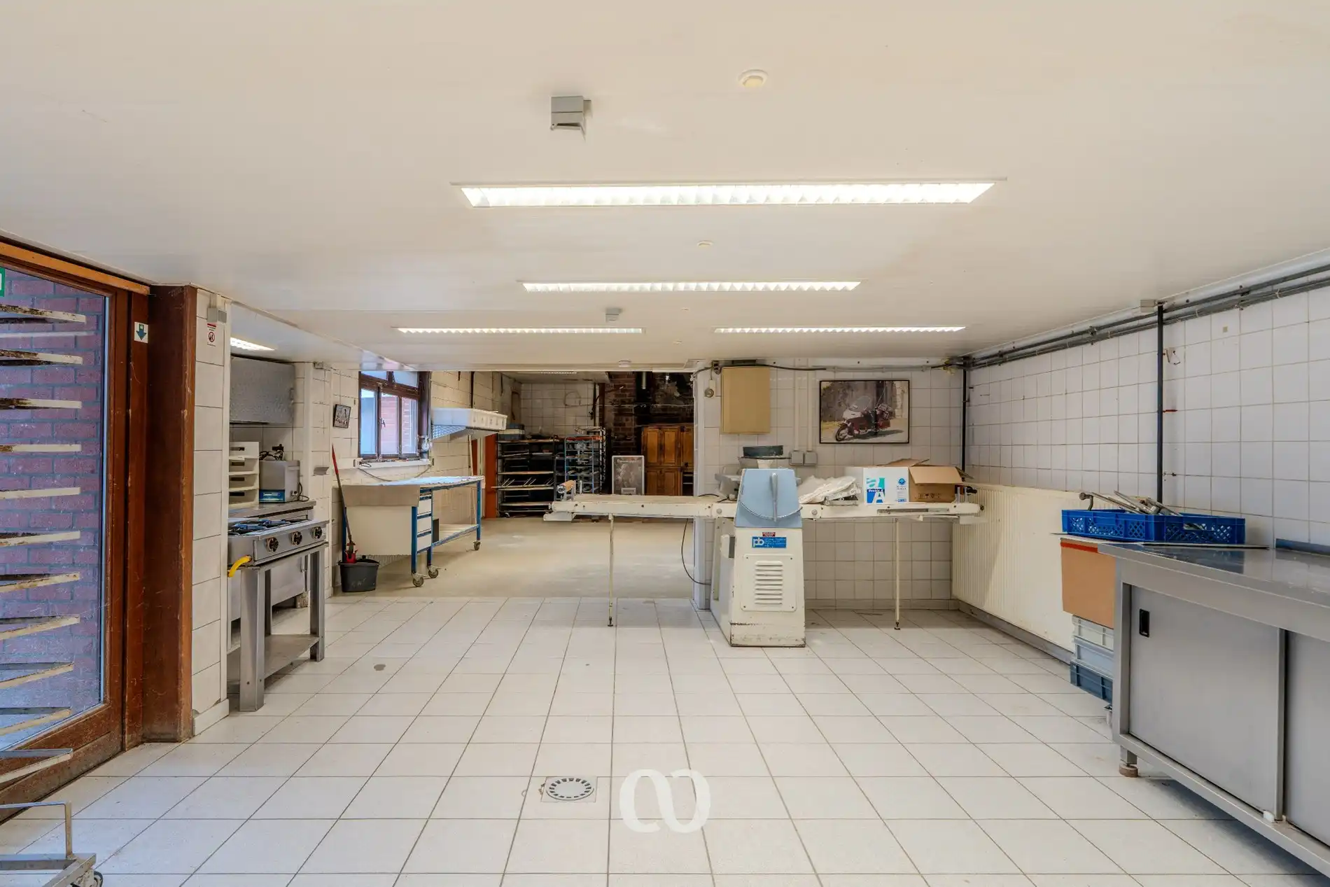 Handelspand met woonst en mogelijkheden in centrum Gavere foto 6