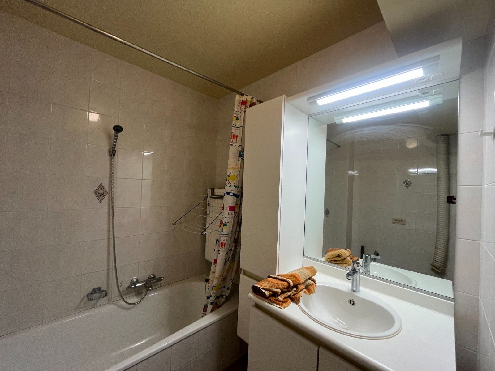 ☀️ Te huur in Waregem – gezellig 1-kamerappartement met alles erop en eraan! foto 13