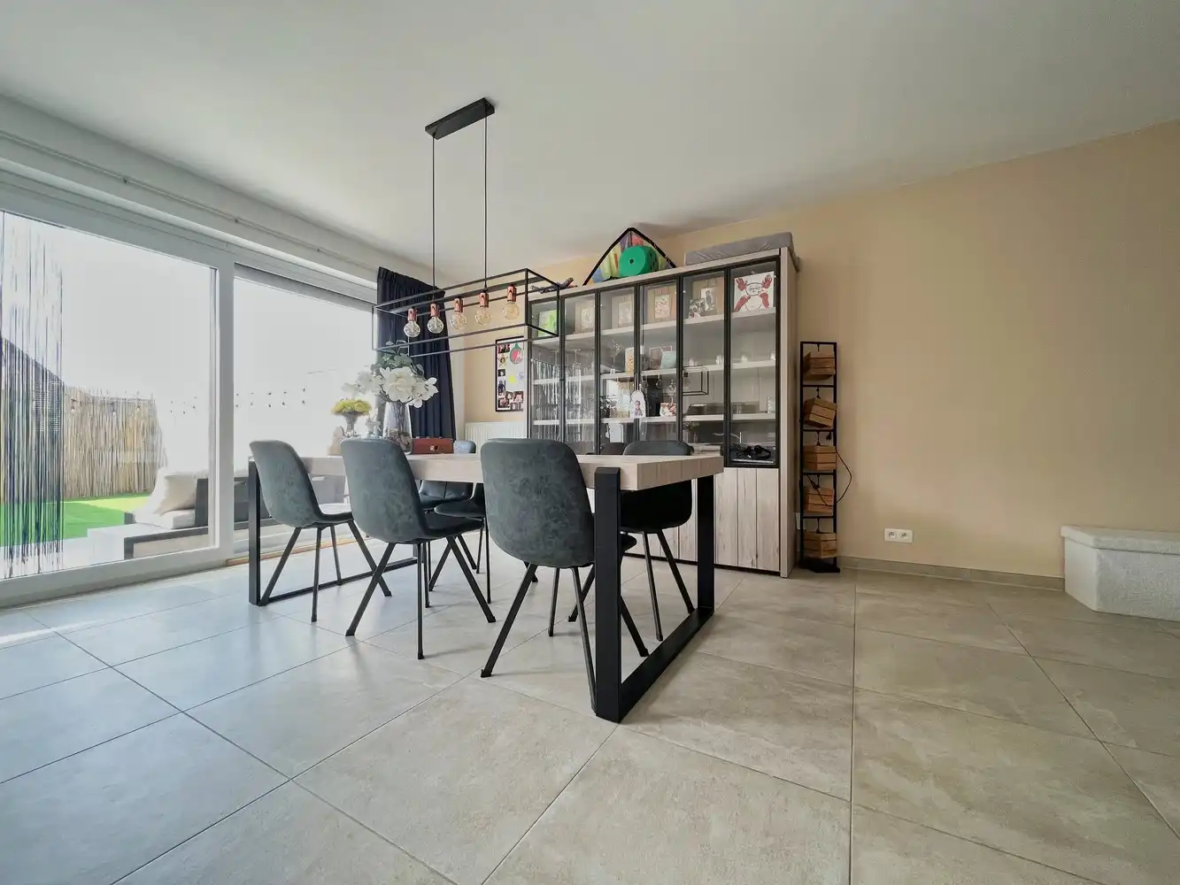 Lichtrijke, unieke gezinswoning (4 slpks) +zonnige tuin foto 4