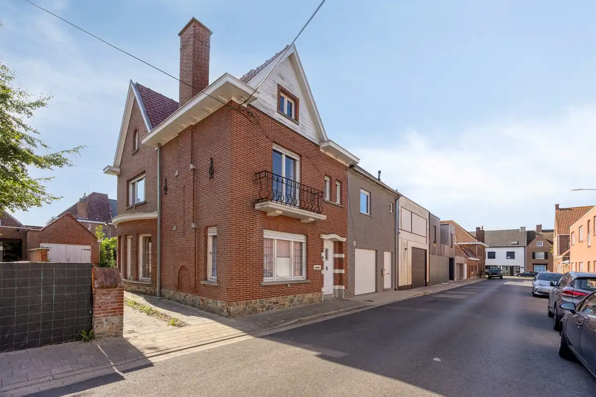 Huis te koop Peter Benoitstraat 6 - - 8870 Emelgem