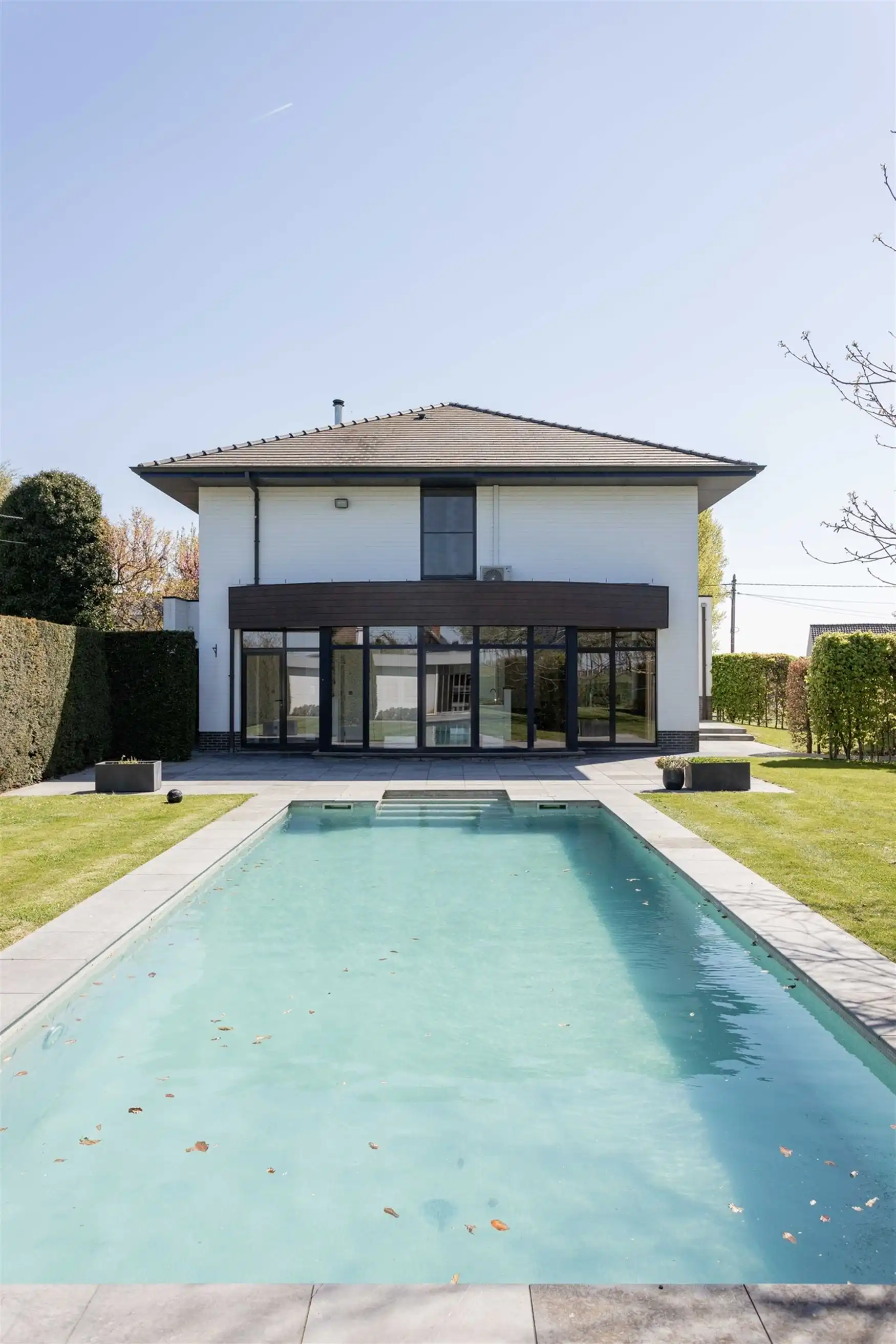 Exclusieve villa met bedrijfsgebouwen op toplocatie in Sint-Laureins foto 18