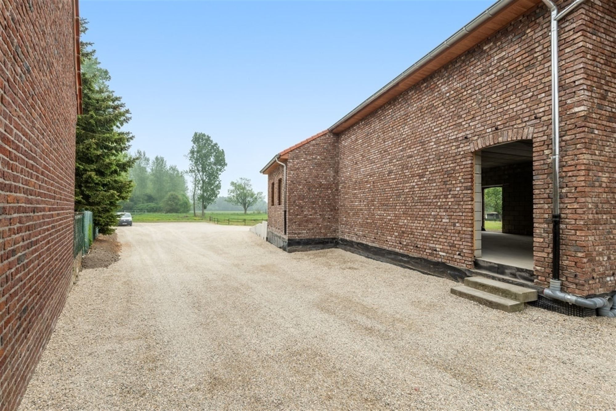 UNIEKE LANDELIJKE GEZINSWONING MET BIJBOUW VAN 320M² OP PRACHTIG PERCEEL  foto 43