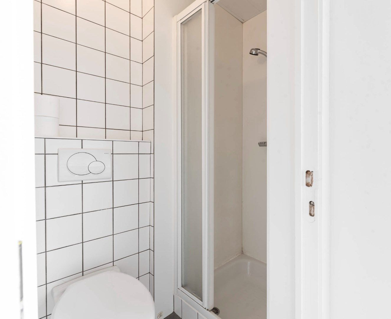 Ruim appartement met 1 slk foto 14