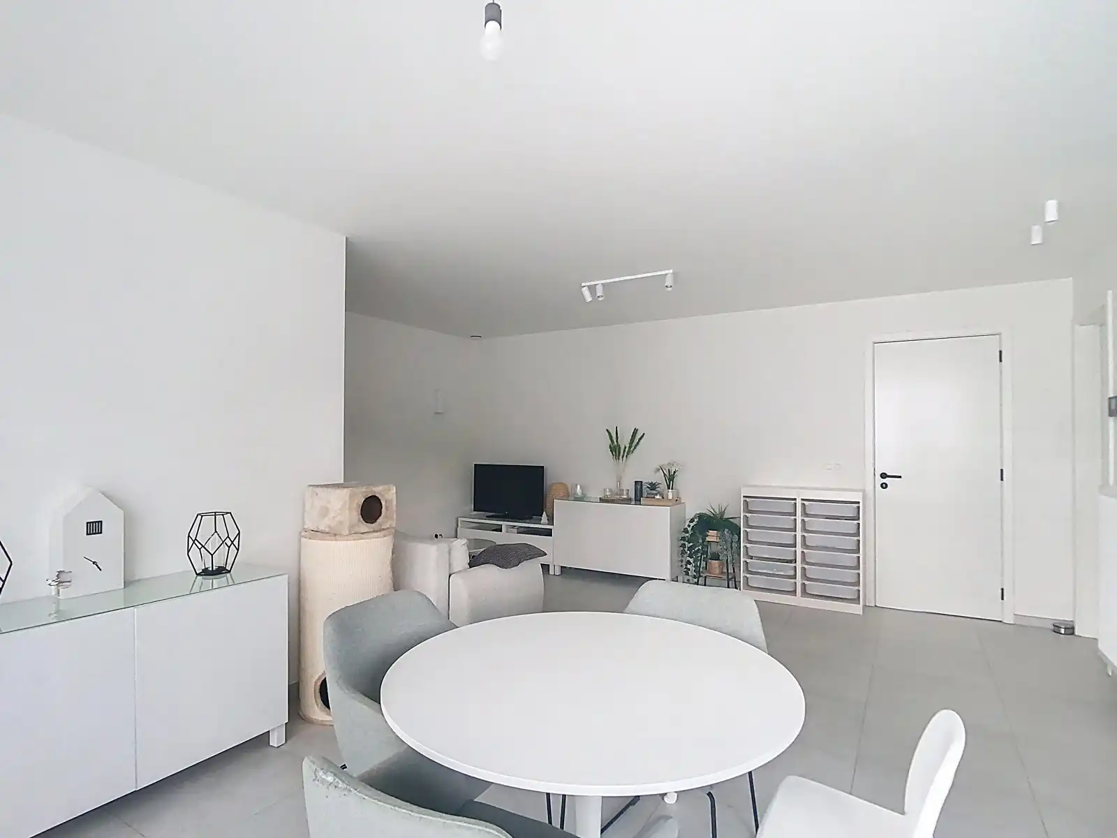 Appartement te huur foto 3