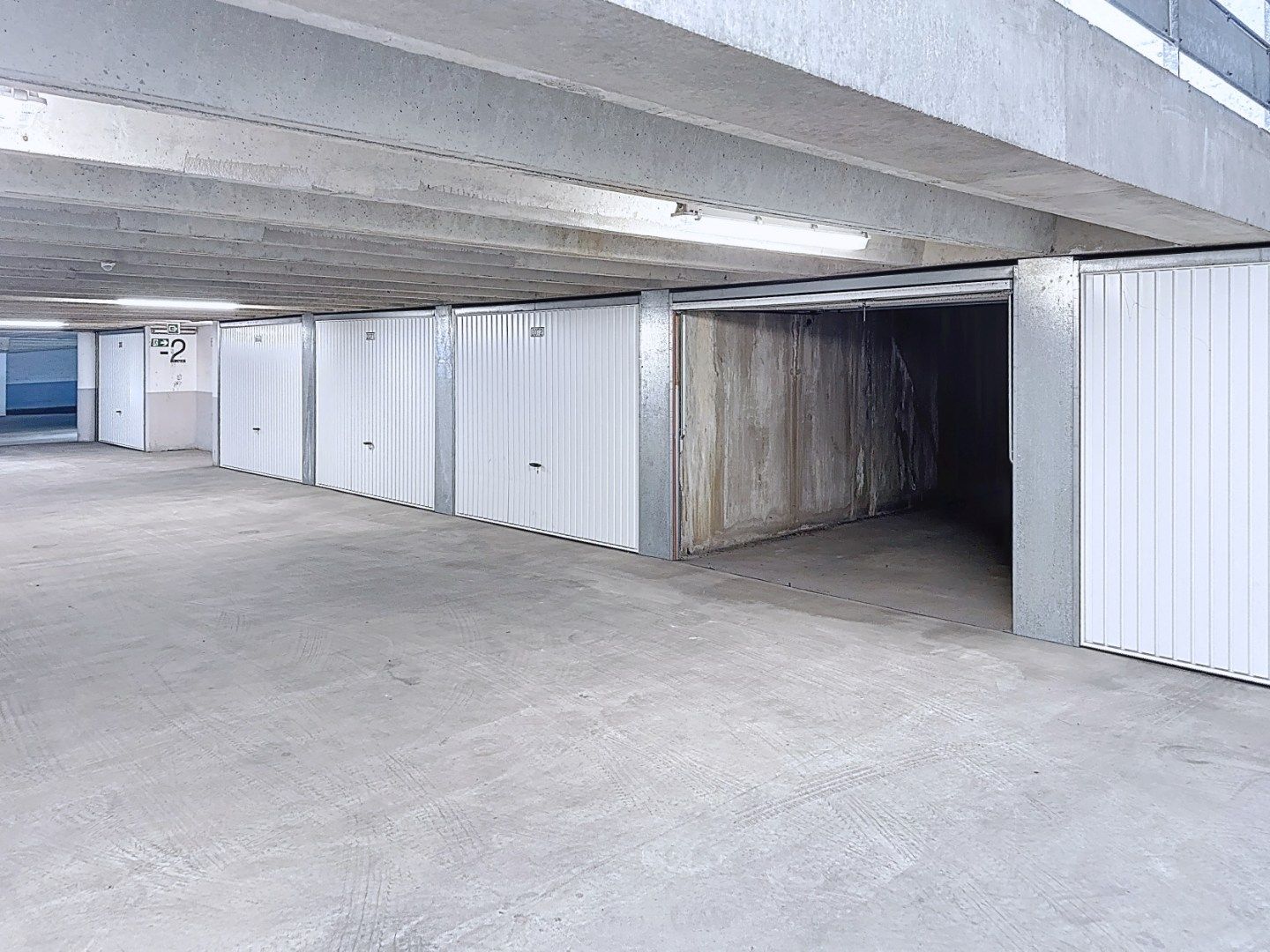 Ruime garagebox op een absolute topligging te Duinbergen foto 2