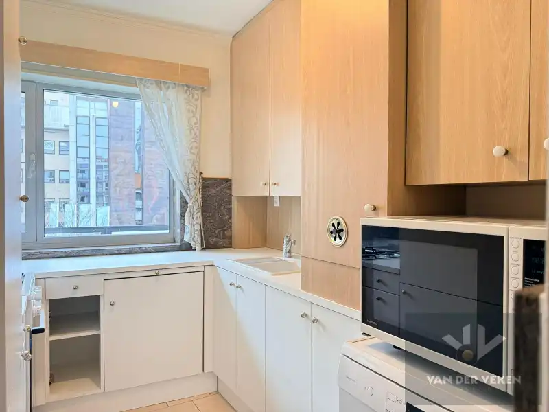 Centraal gelegen 2 slaapkamer appartement foto 5