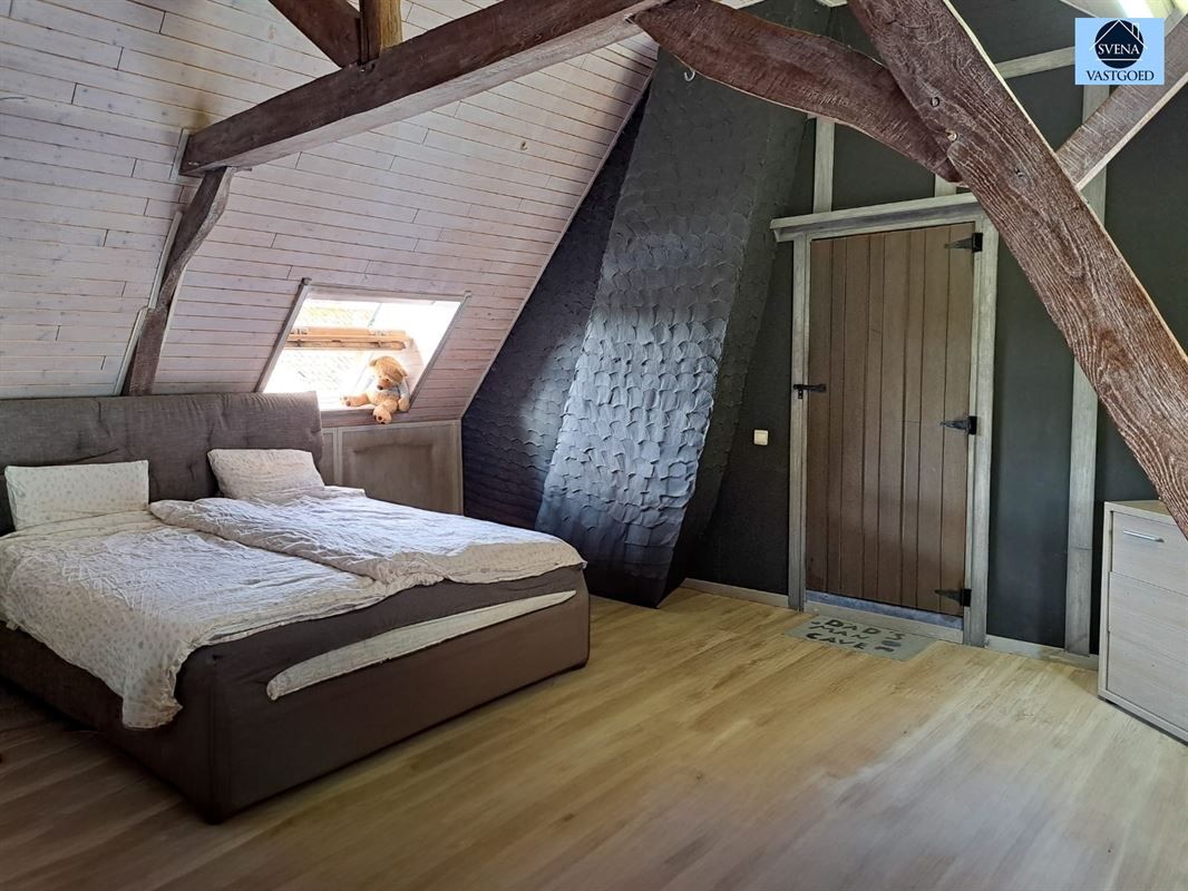 RUIME KARAKTERWONING MET GROENE OASE IN ZARLARDINGE foto 20