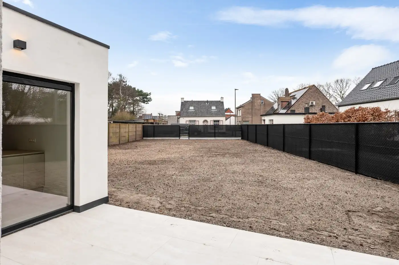 Prachtig gerenoveerde open bebouwing met 3 slpk. en autostaanplaats foto 23