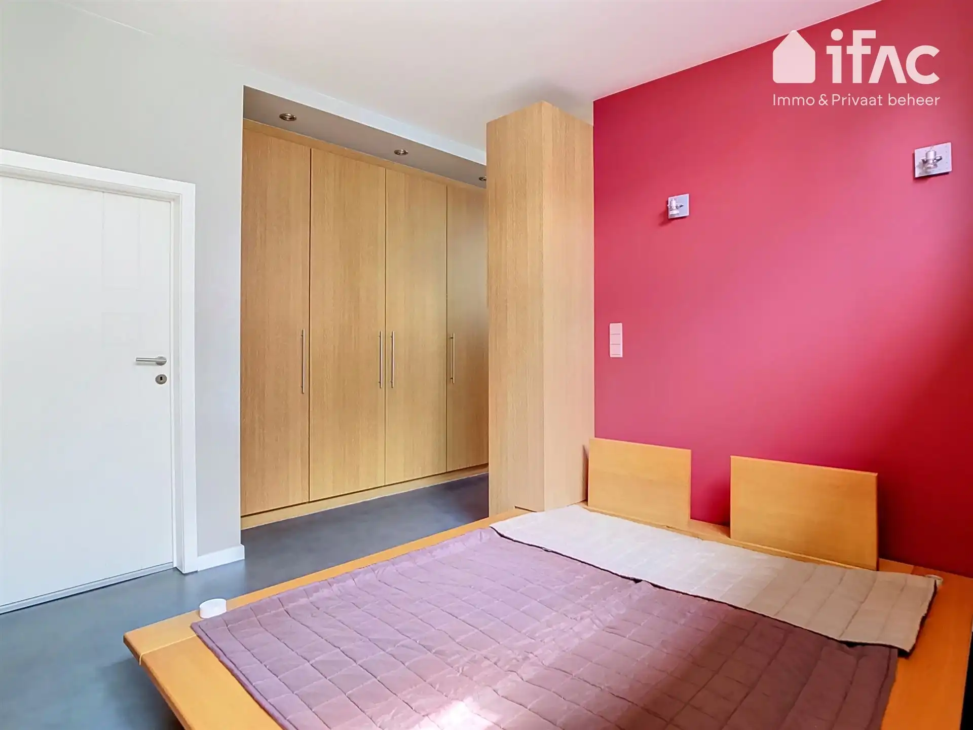 Mooi afgewerkte woning voorzien van zonnepanelen foto 15
