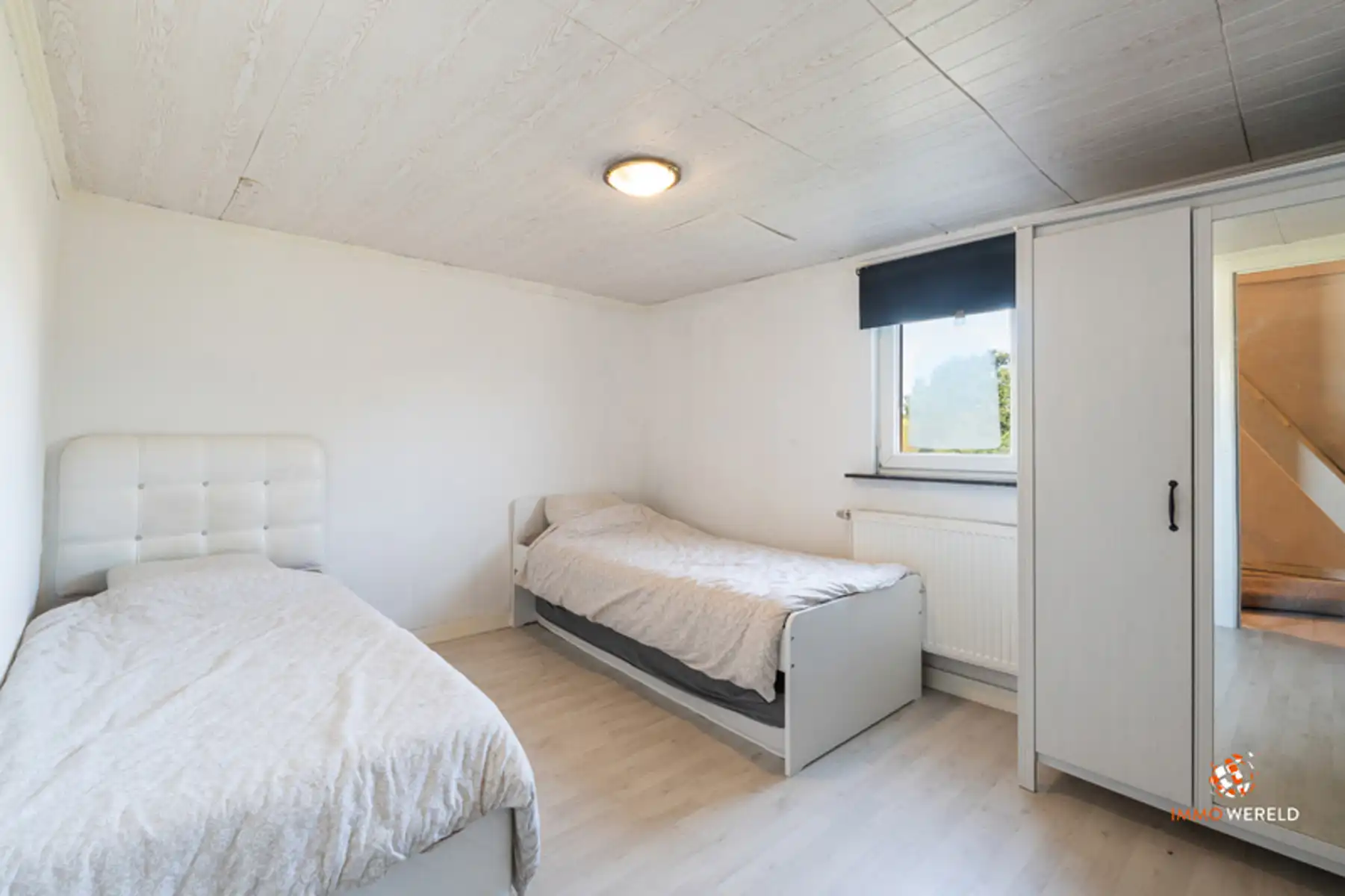 Ruime woning met 5 slaapkamers en grote wei op 24a  foto 16
