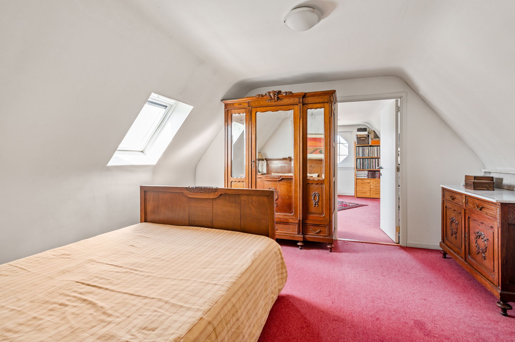 Heel ruime woning met mooie tuin op toplocatie! foto 17