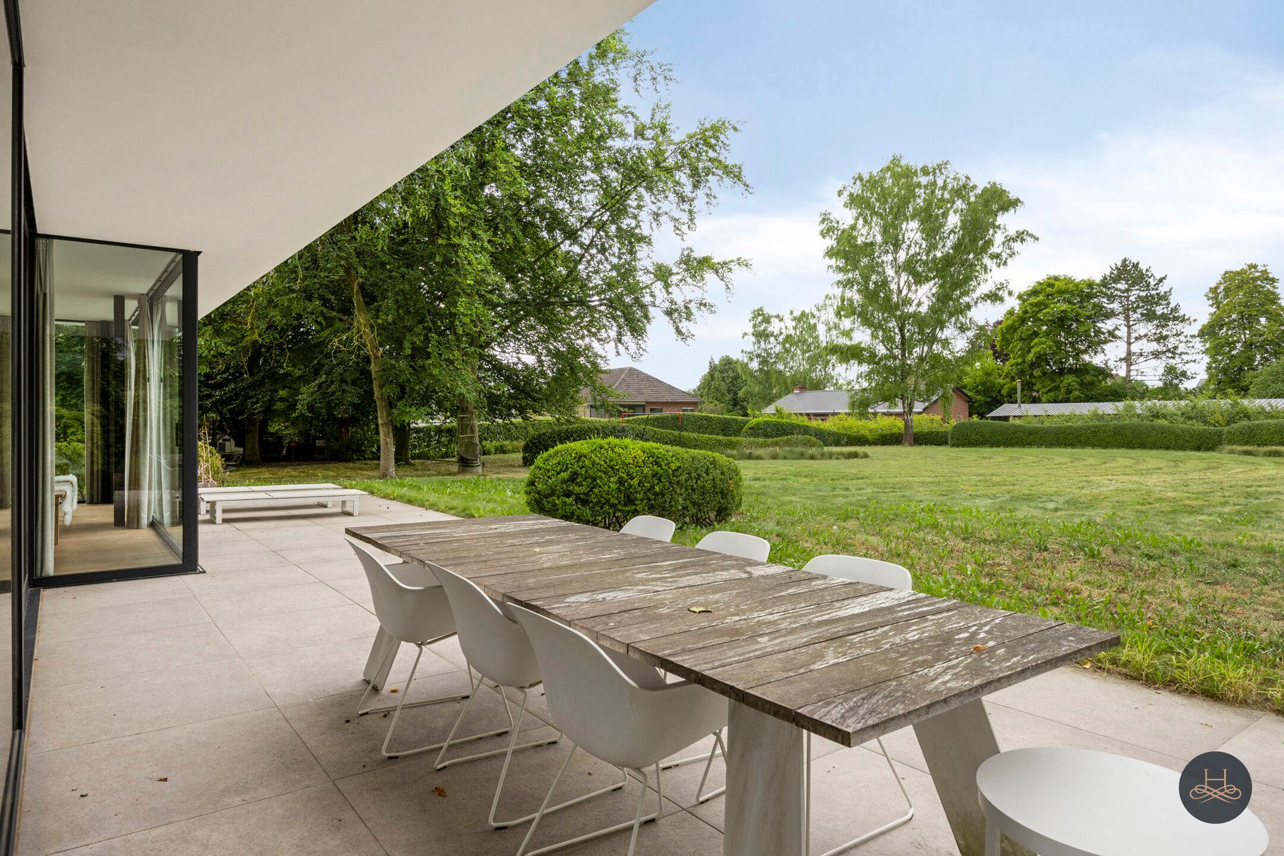 Prachtige, rustig gelegen villa met praktijk en royale tuin foto 43