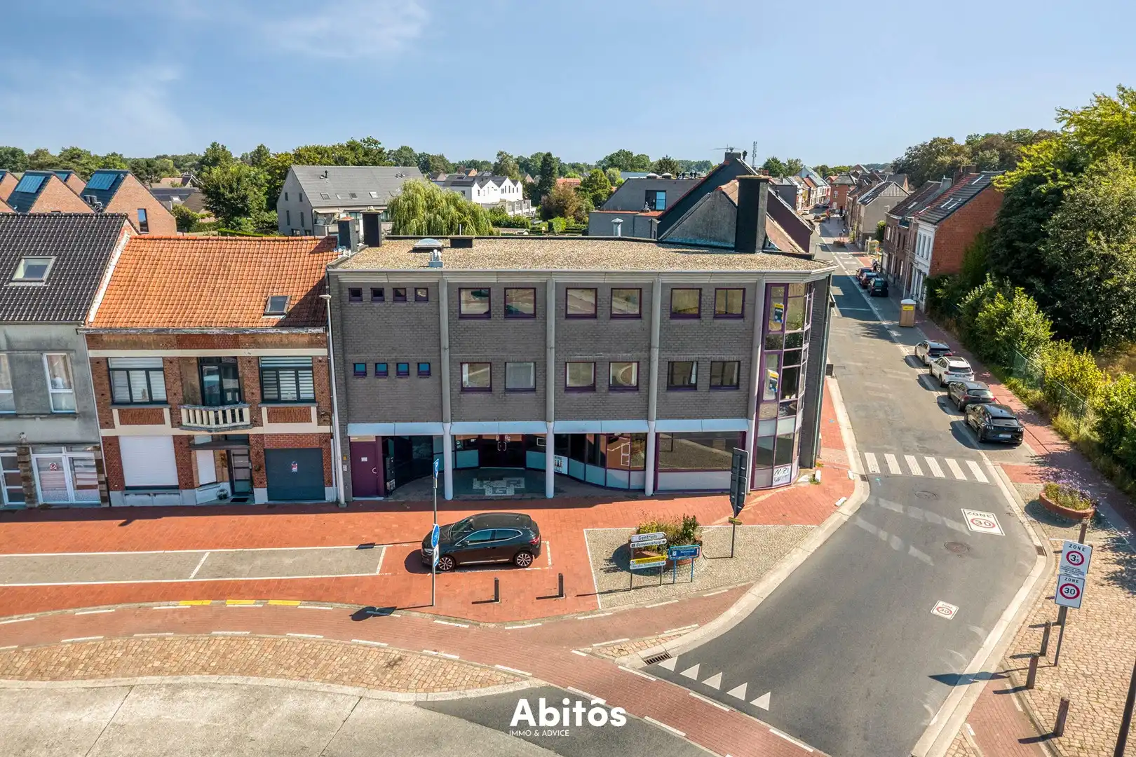 Commercieel te koop Statiestraat 1-3-5 - 9180 Moerbeke-Waas