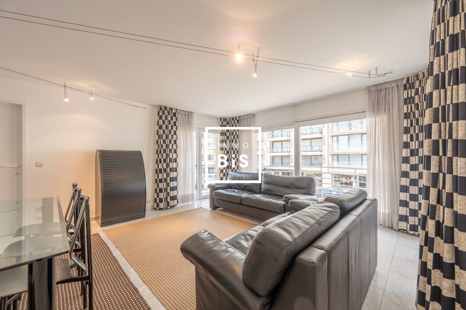 Twee slaapkamer appartement in standingvolle villaresidentie  in het Zoute foto 6