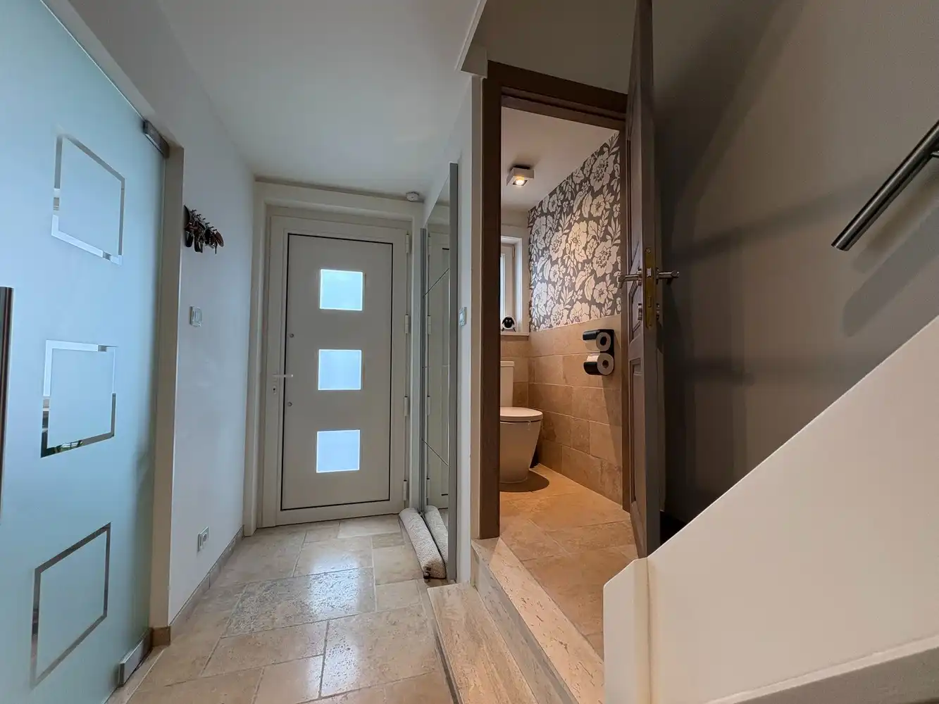 Instapklare gezinswoning met 3 slaapkamers foto 2