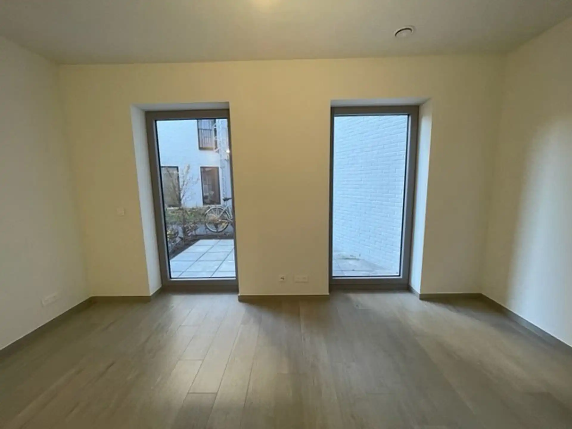 Recent 1-slaapkamerappartement met ruim terras foto 4