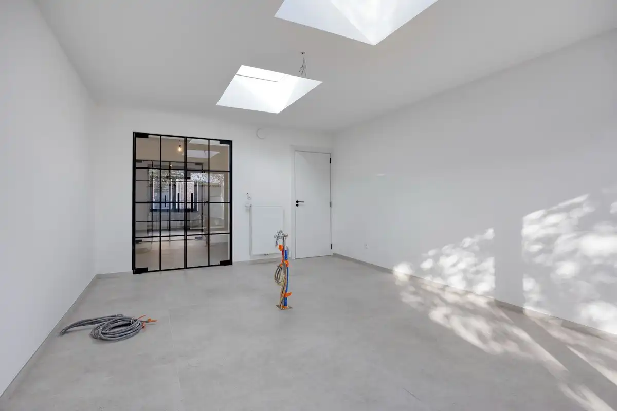 Volledig gerenoveerde woning met 3 slaapkamers, 2 badkamers en tuin in Tienen! – EPC A - bewoonbare opp. 139 m² foto 13