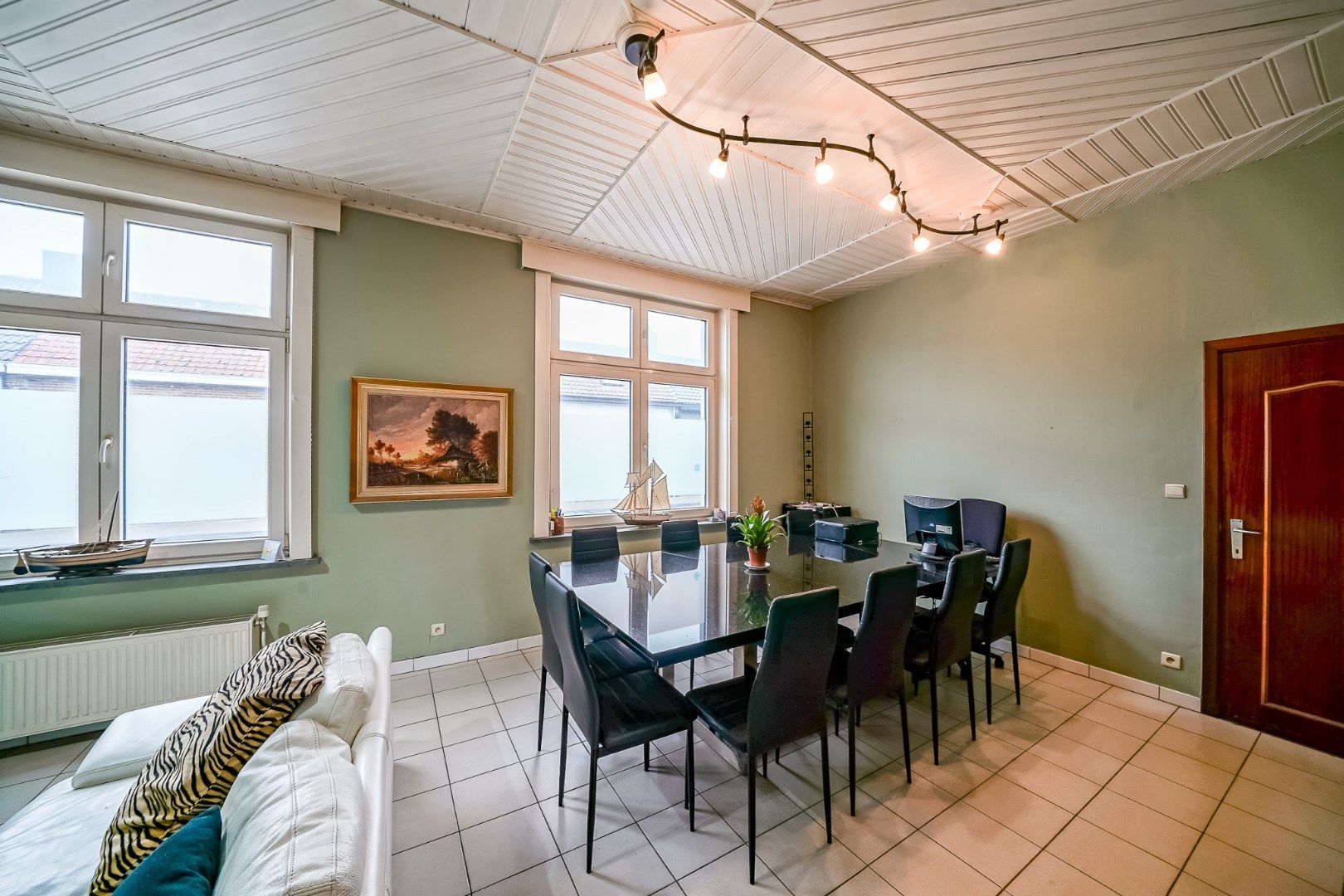 Unieke ruime woning langs het kanaal Plassendale - Nieuwpoort foto 6
