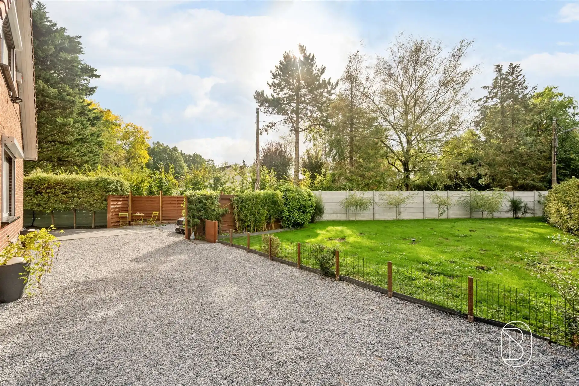 Volledig gerenoveerde woning op 1.800 m² in Warchin foto 18