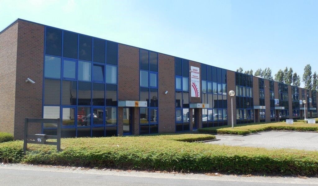Magazijn met kantoor te huur Prins Boudewijnlaan Kontich foto 22
