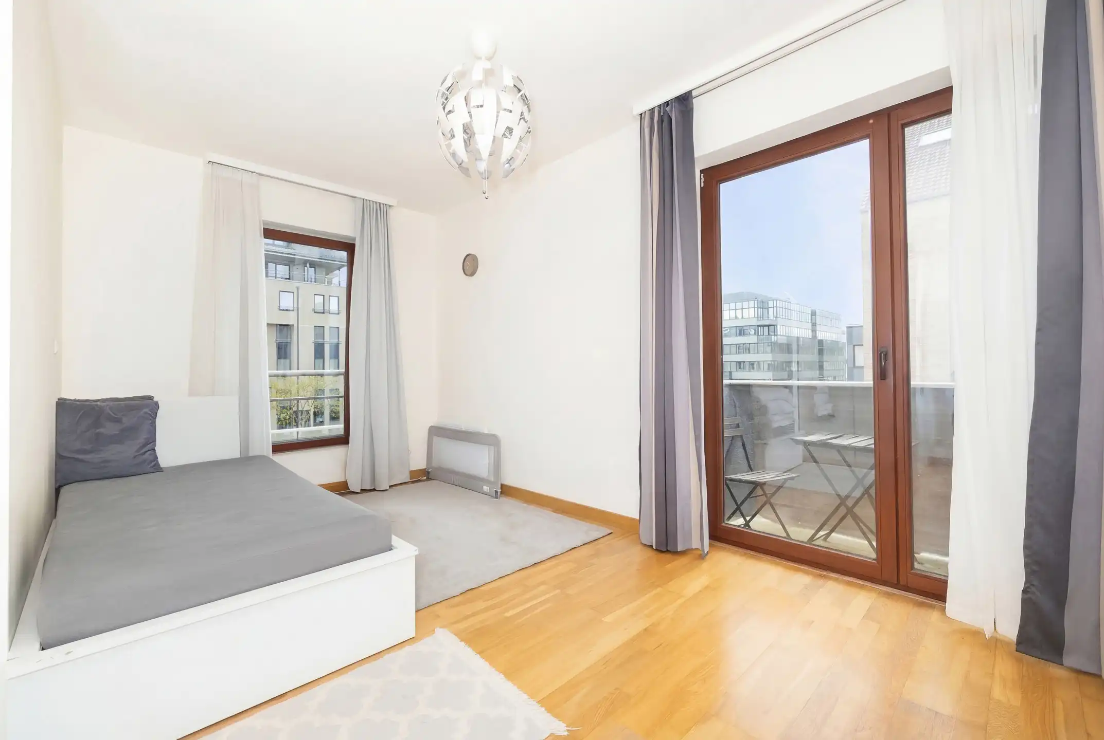 3 slaapkamers, terras, parking: alles is er foto 17