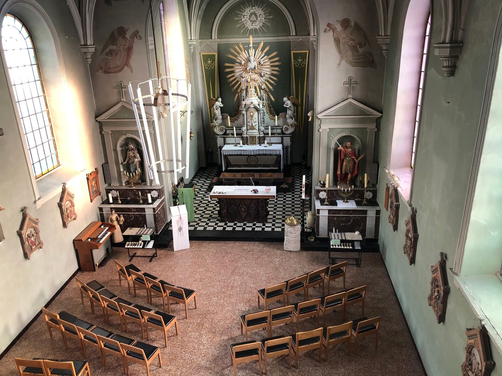 Uitzonderlijk vastgoed met karakter in Diets-Heur (Tongeren) foto 10