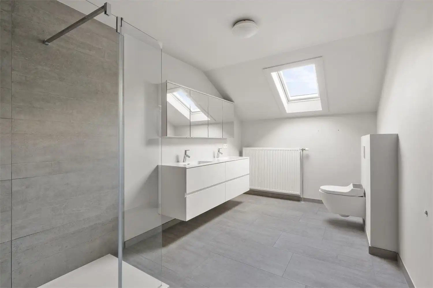 DE IDEALE GEZINSWONING MET ZALIGE TUIN OP EXCLUSIEVE LIGGING DOODLOPENDE STRAAT foto 20