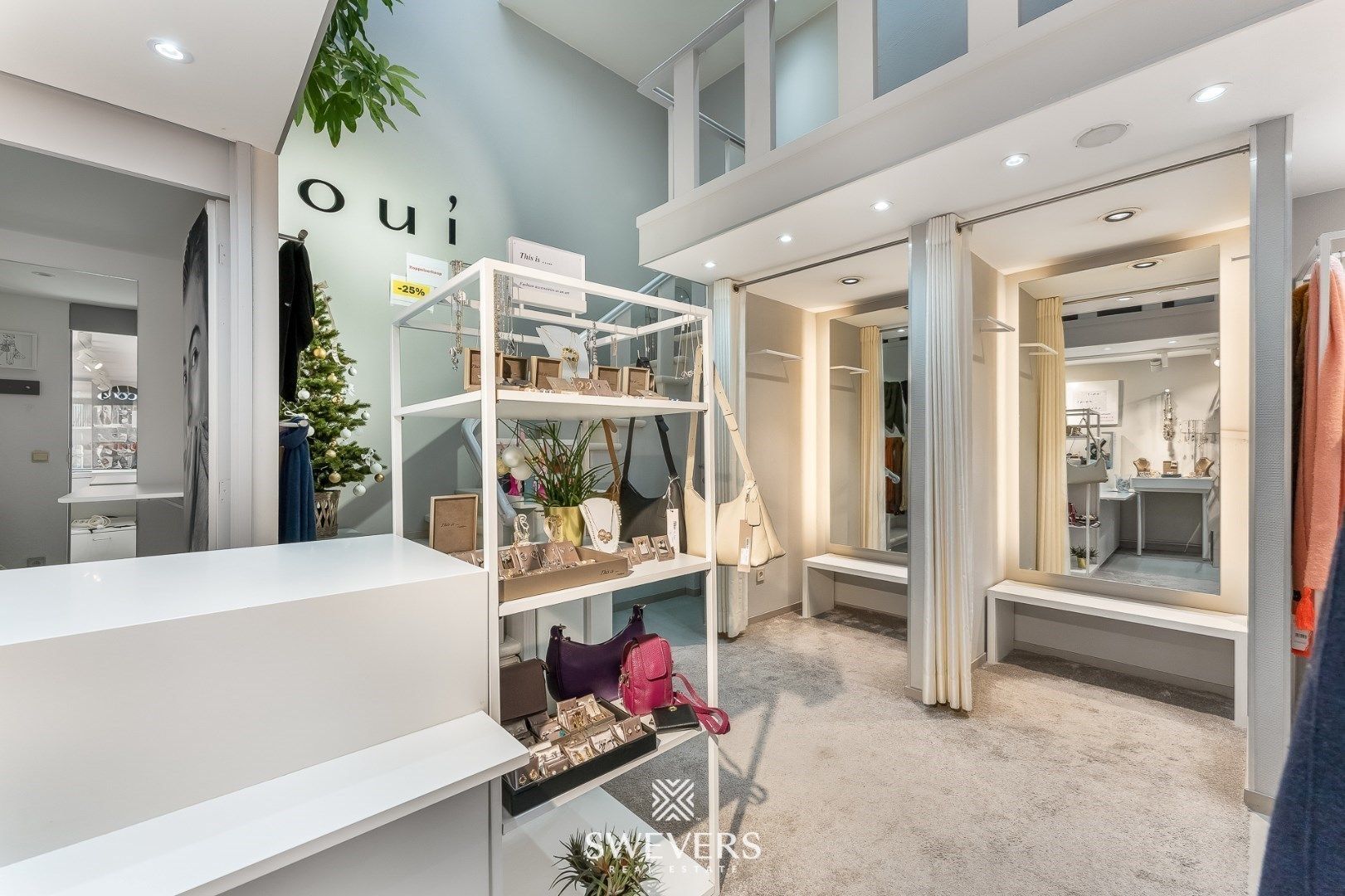 Uniek handelspand op TOPlocatie in hartje Sint-Truiden foto 12