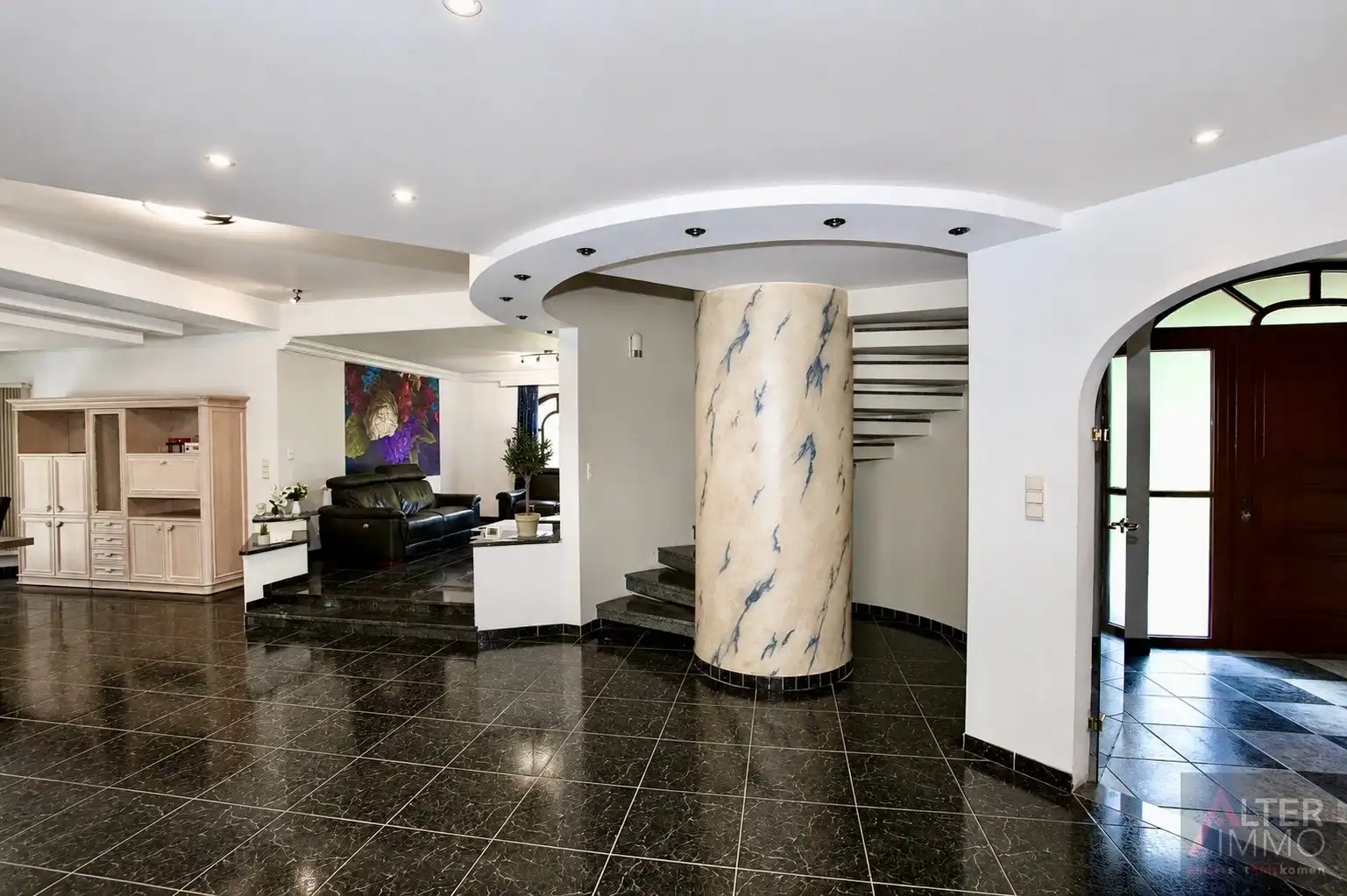 Exclusieve villa NBO 305 m² op 15a 32ca. foto 4