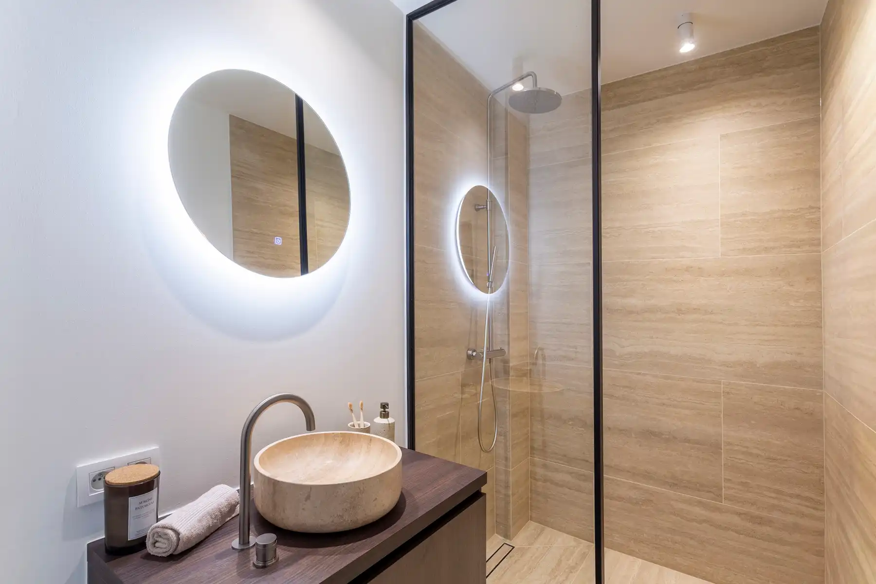 Luxe penthouse met terras en zicht op de Opera foto 13