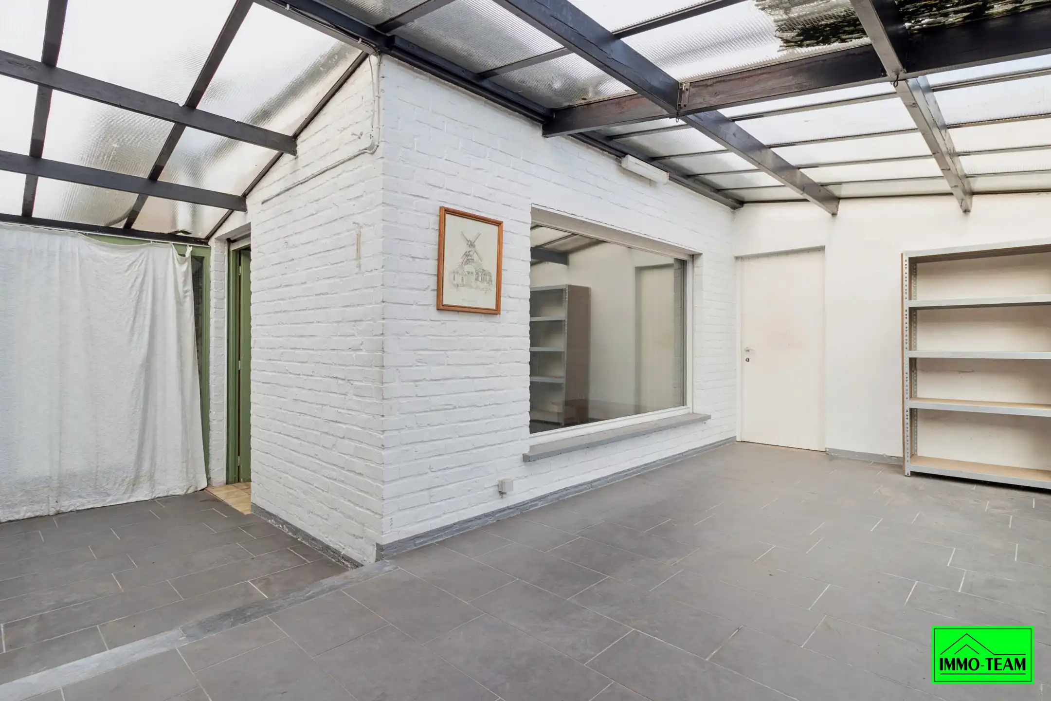 Te renoveren 4-gevel woning met garage en tuin foto 16