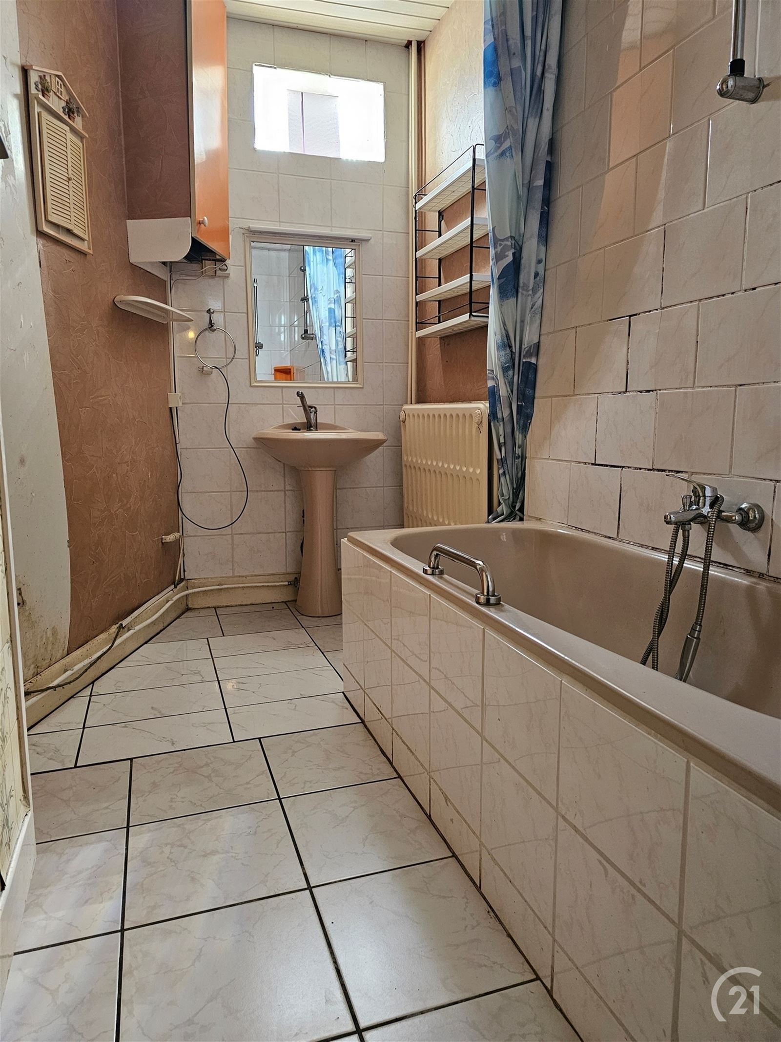 Centraal gelegen woning met 4 slaapkamers en tuin foto 11