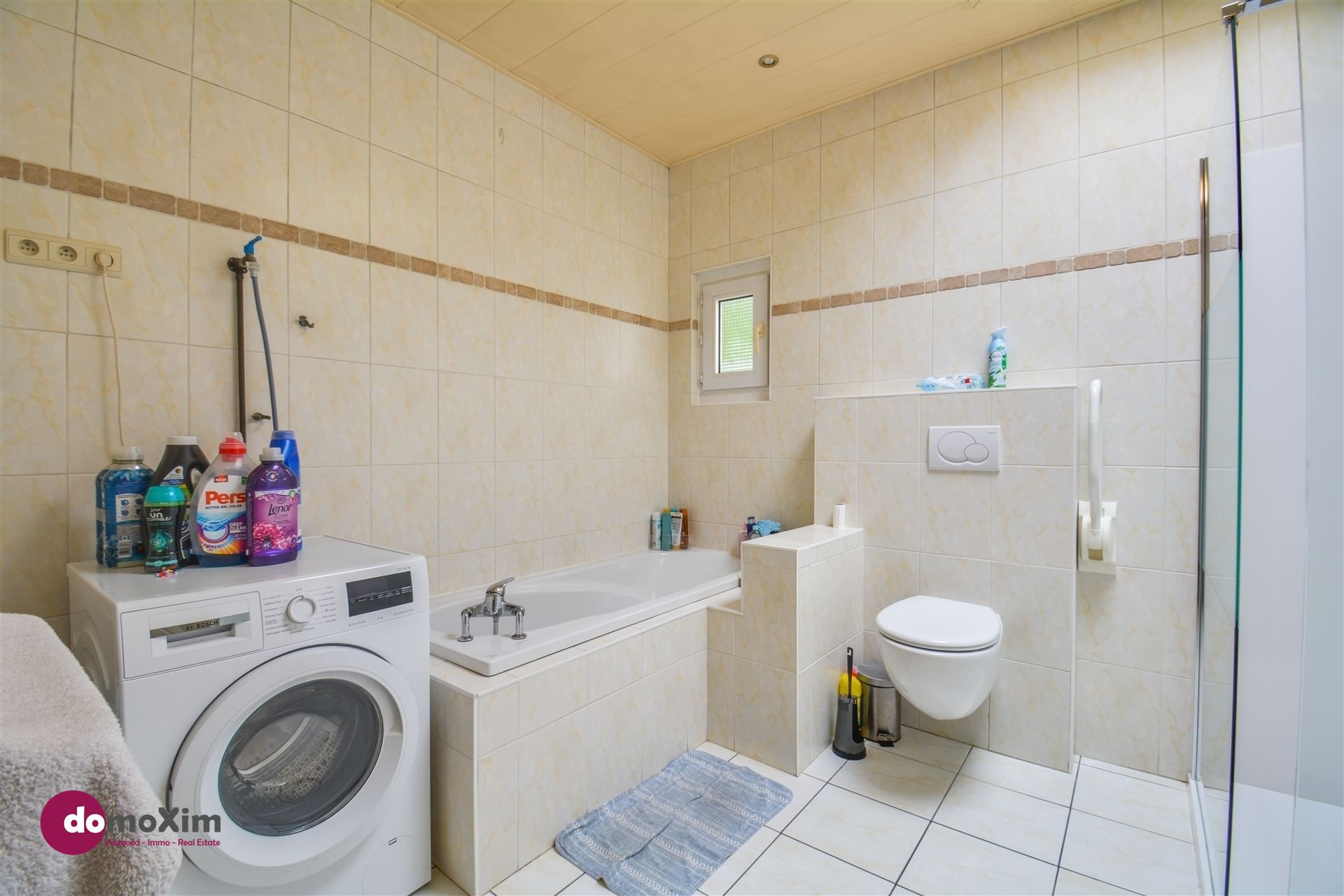 Charmante gezinswoning met drie slaapkamers nabij het centrum van Schiplaken foto 14