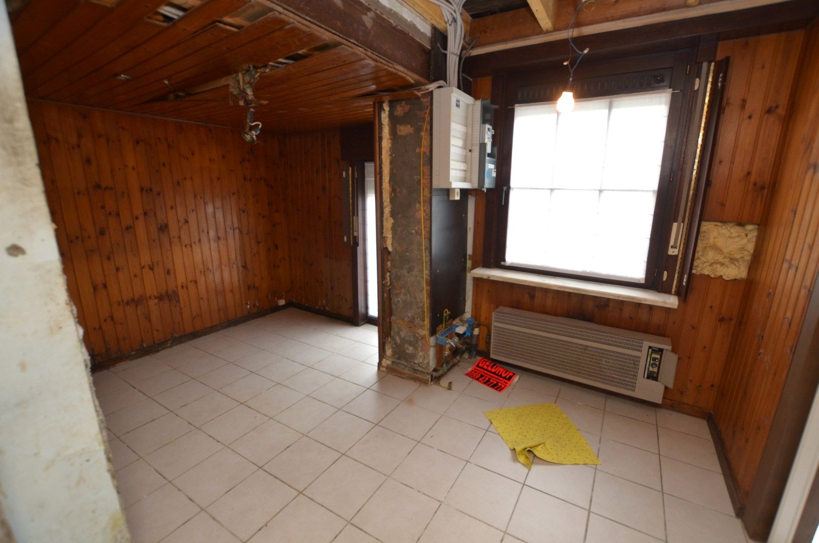Prachtig gelegen te renoveren woonhuis foto 6