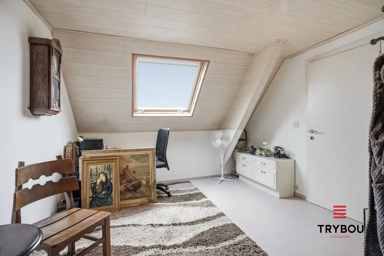 Rustig gelegen, alleenstaande woning op ruim perceel van 2210 m² foto 16