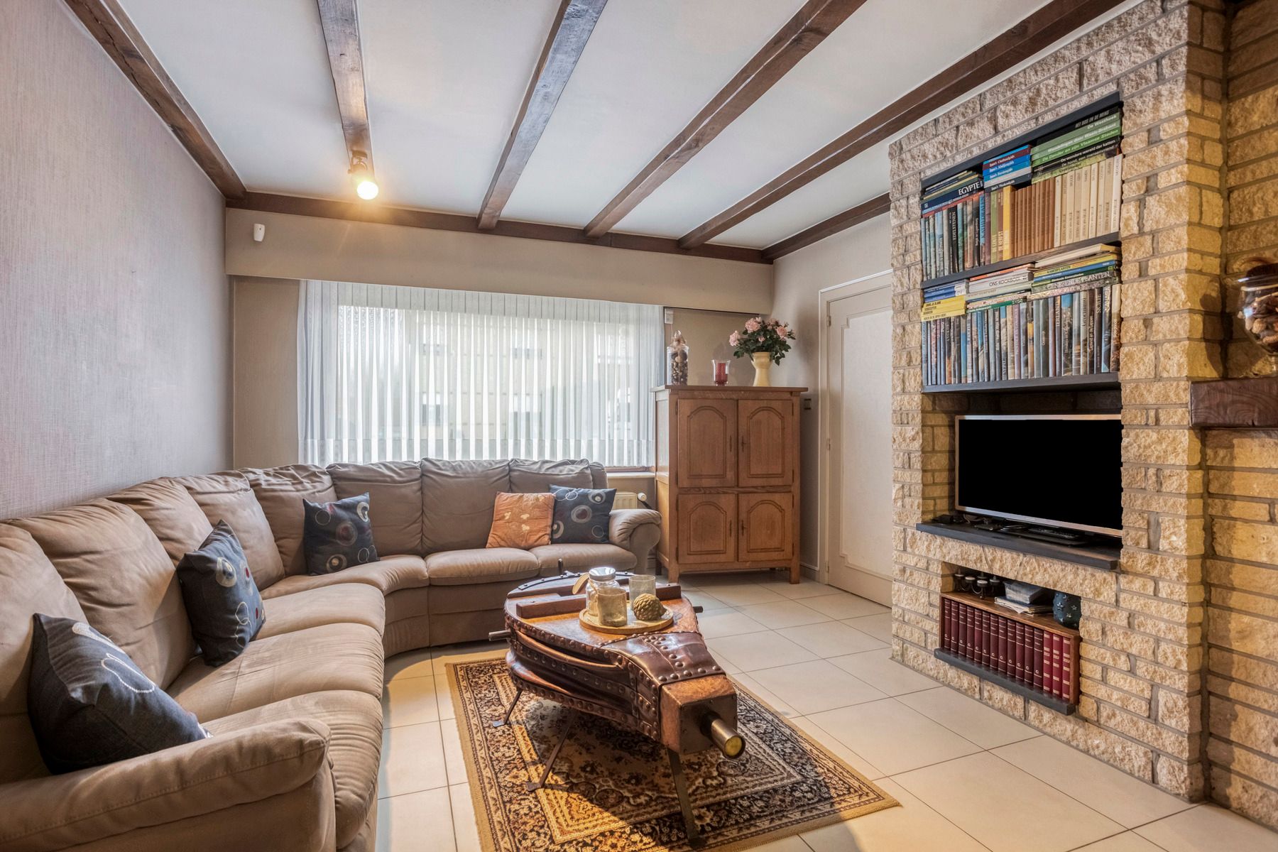 Te renoveren 4-gevelwoning met prachtige tuin foto 6