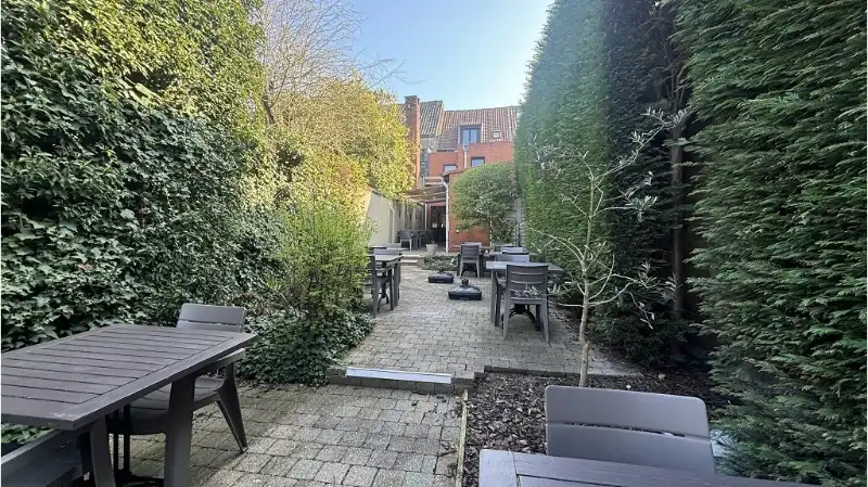 Horecapand met TERRAS te koop ( met overname ) in de Moerkerkse Steenweg in Sint-Kruis Brugge foto 12