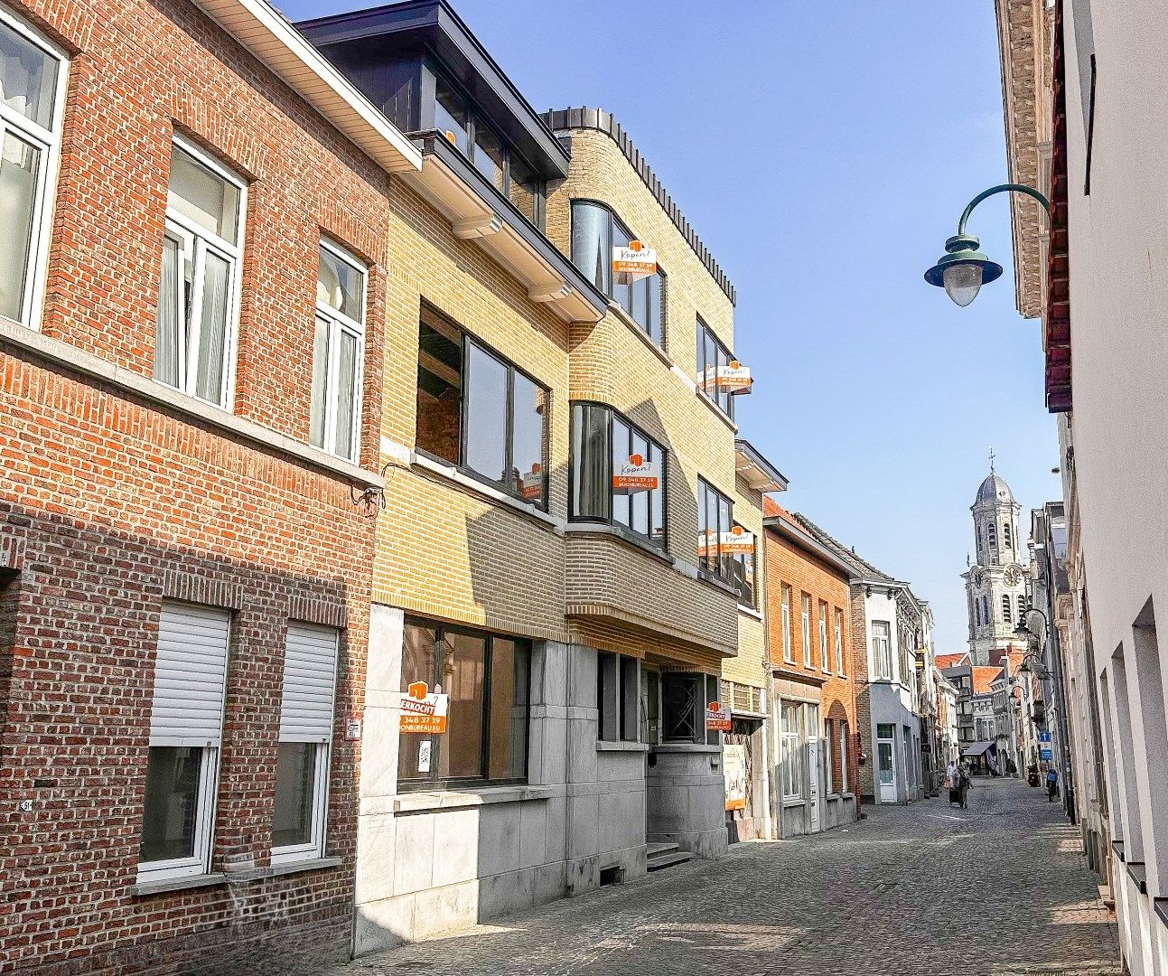 Karaktervolle "BEN" luxe appartement gelegen in het hart van Lokeren   foto {{pictureIndex}}