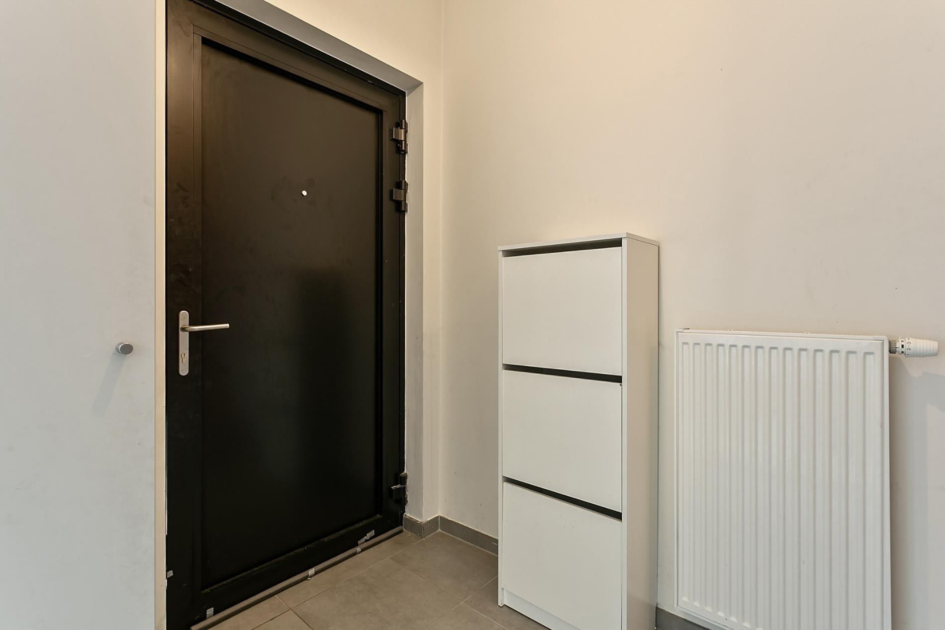 Ruim appartement met 3 slaapkamers en staanplaats foto 4