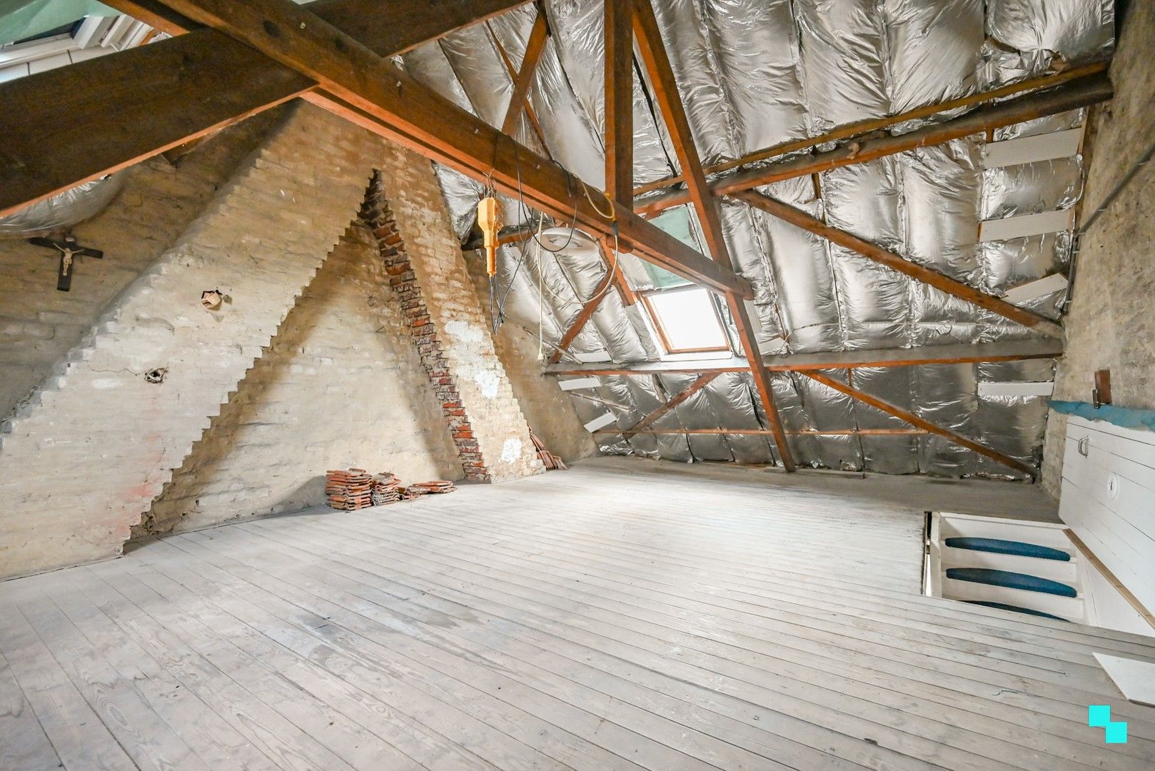Eéngezinswoning met garage op grens Izegem / Lendelede foto 24