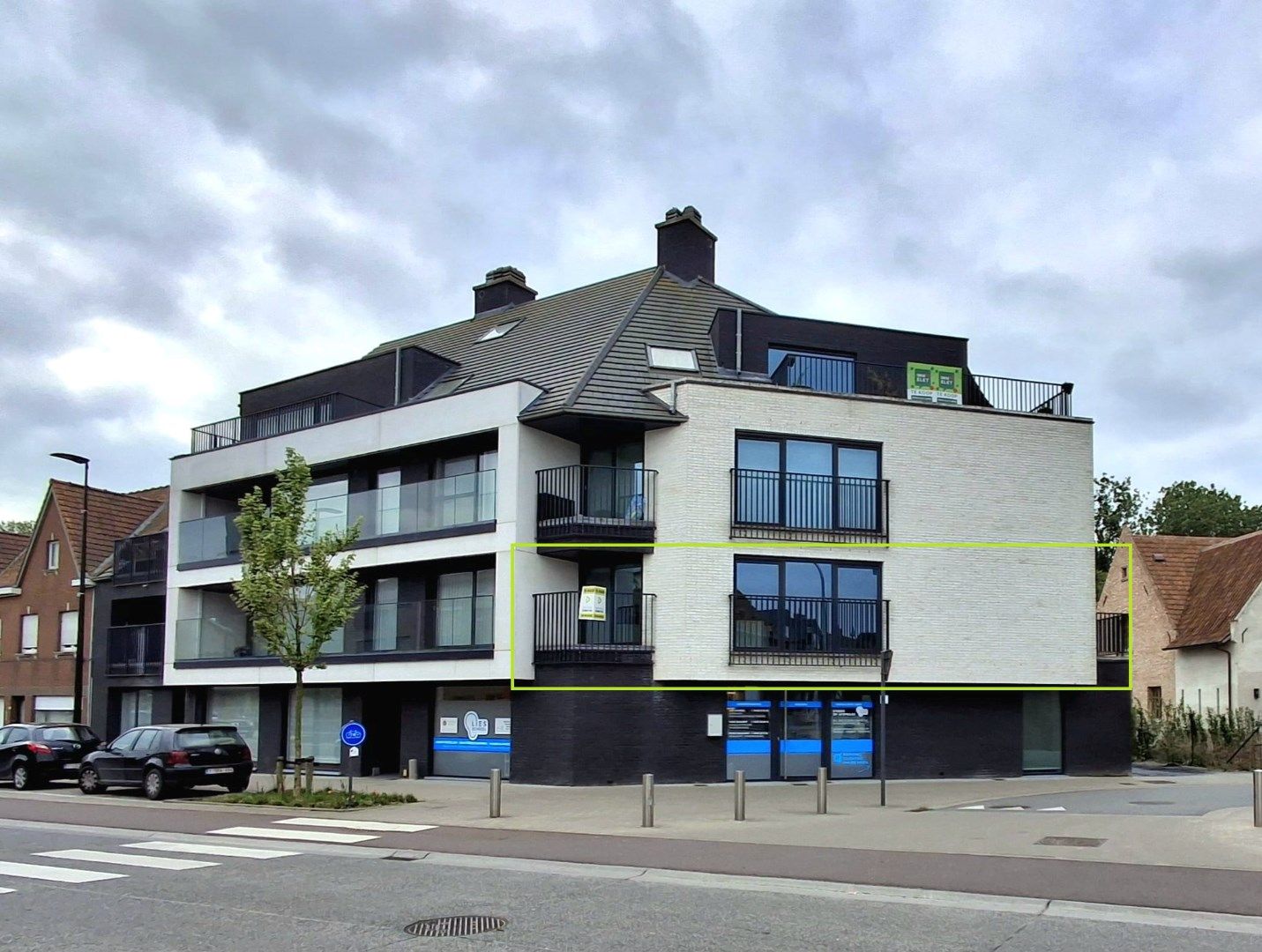 ()=>{if(producerUpdateValueVersion(node),producerAccessed(node),node.value===ERRORED)throw node.error;return node.value} Hoogstraat 33 -/01.05 - 8780 Oostrozebeke