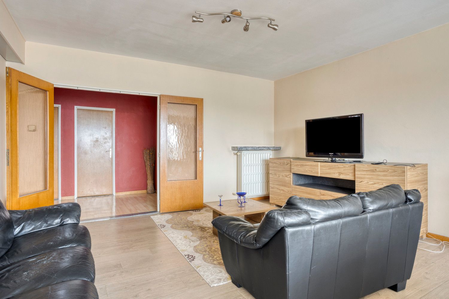 Ruim appartement op de 3de verdieping met terras en inpandige parkeerplaats! foto 9