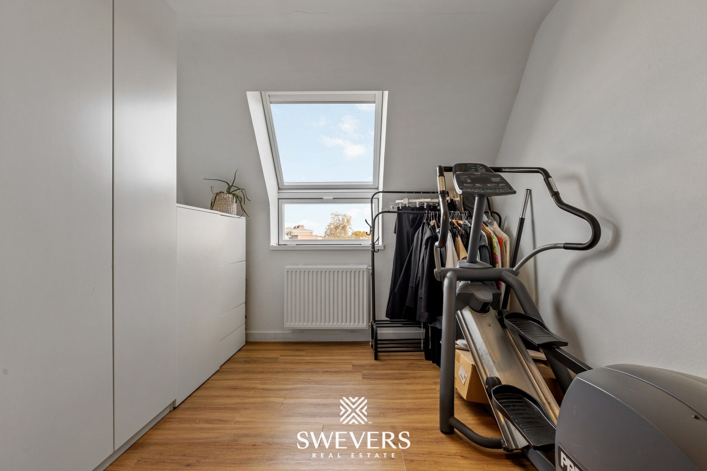 Knap gerenoveerd appartement met zonnig terras in hartje Hasselt foto 17