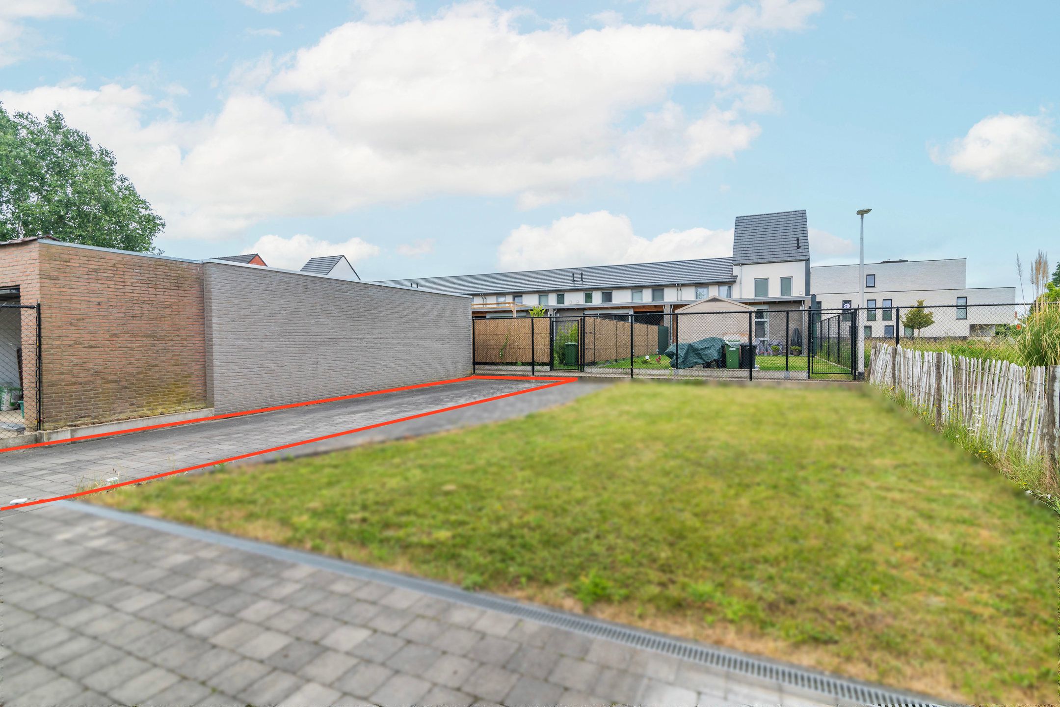 Licht en ruim duplexappartement met parking in Hasselt  foto 39